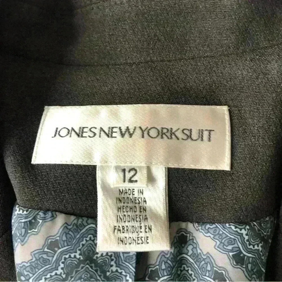 Vintage Jones New  York Women’s Grey Suit Workwear Capsule Wardrobe Blazer 12 - Picture 6 of 6